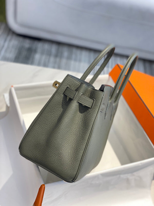 new-luxury-designer-bags-nm23698