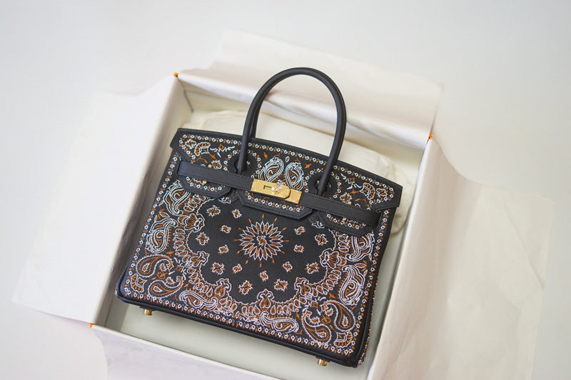 new-luxury-designer-bags-nm23810