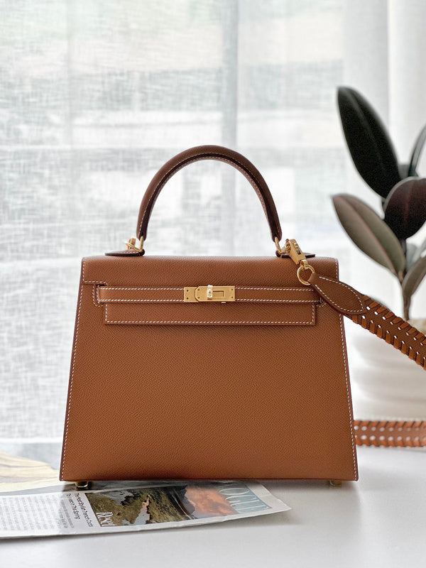 new-luxury-designer-bags-nm23375
