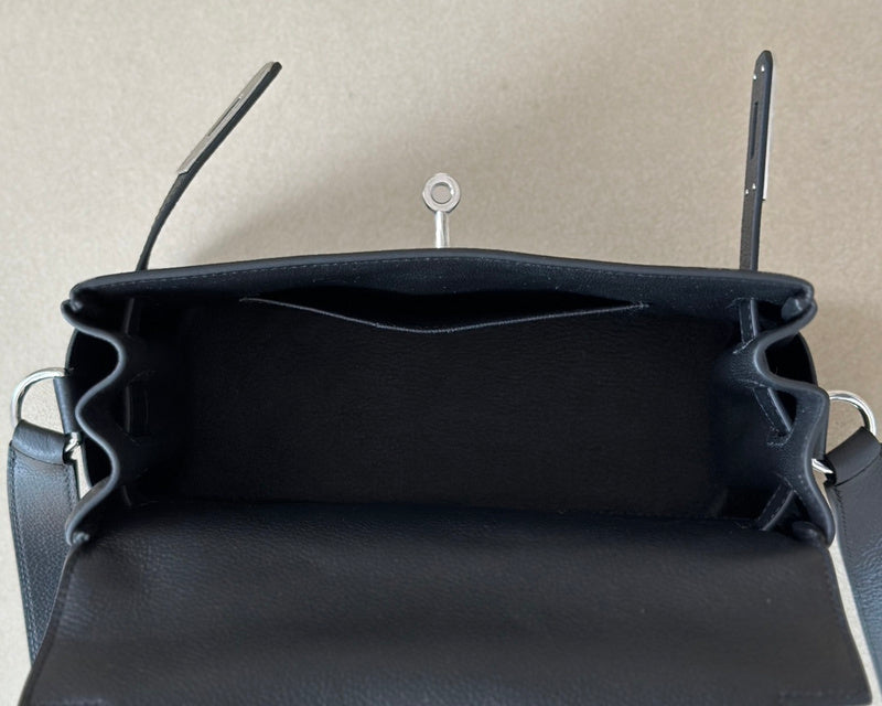 new-luxury-designer-bags-nm23975