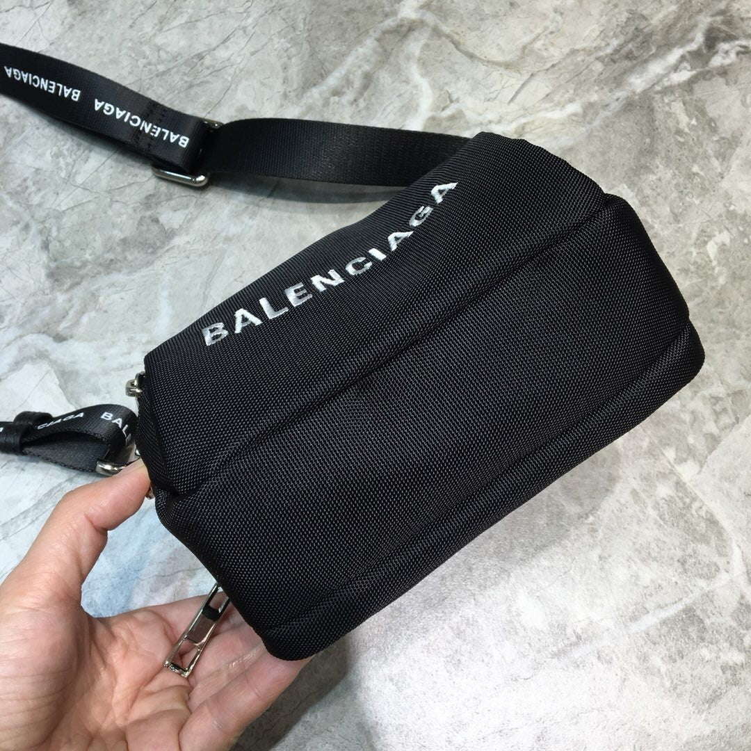 Ezyycart Bags new-luxury-designer-bags-nm24488