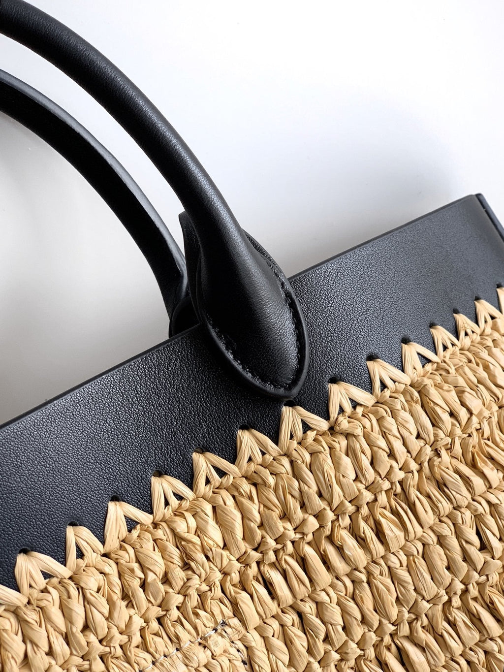 Ezyycart Bags - Best High-End Brands in One Place - AFFORDABLE LUXURY BAGS - 14236