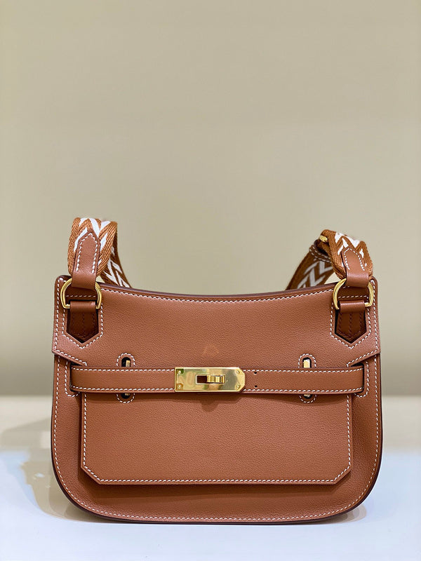 new-luxury-designer-bags-nm23980