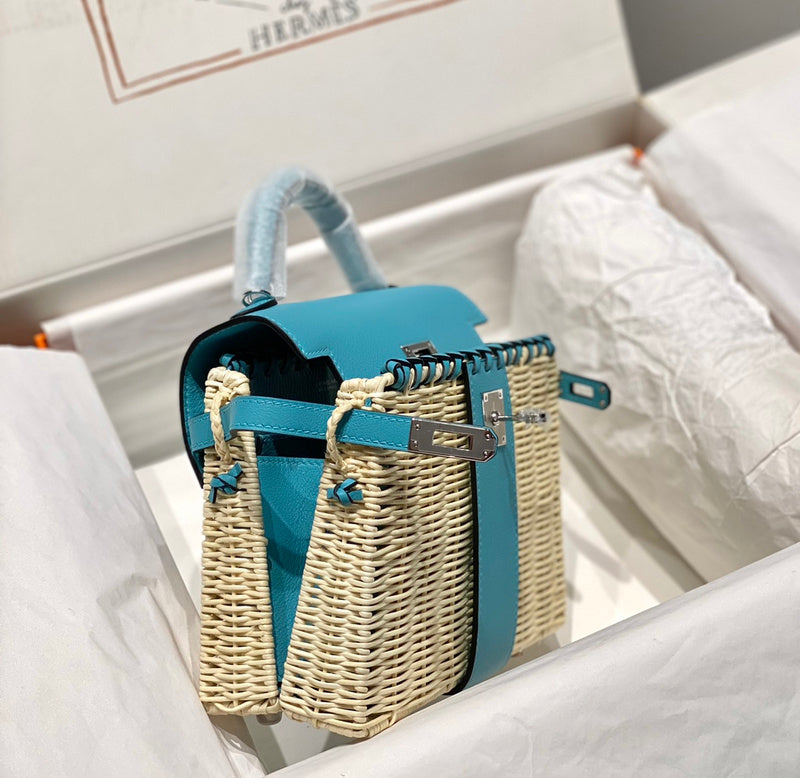 new-luxury-designer-bags-nm23490