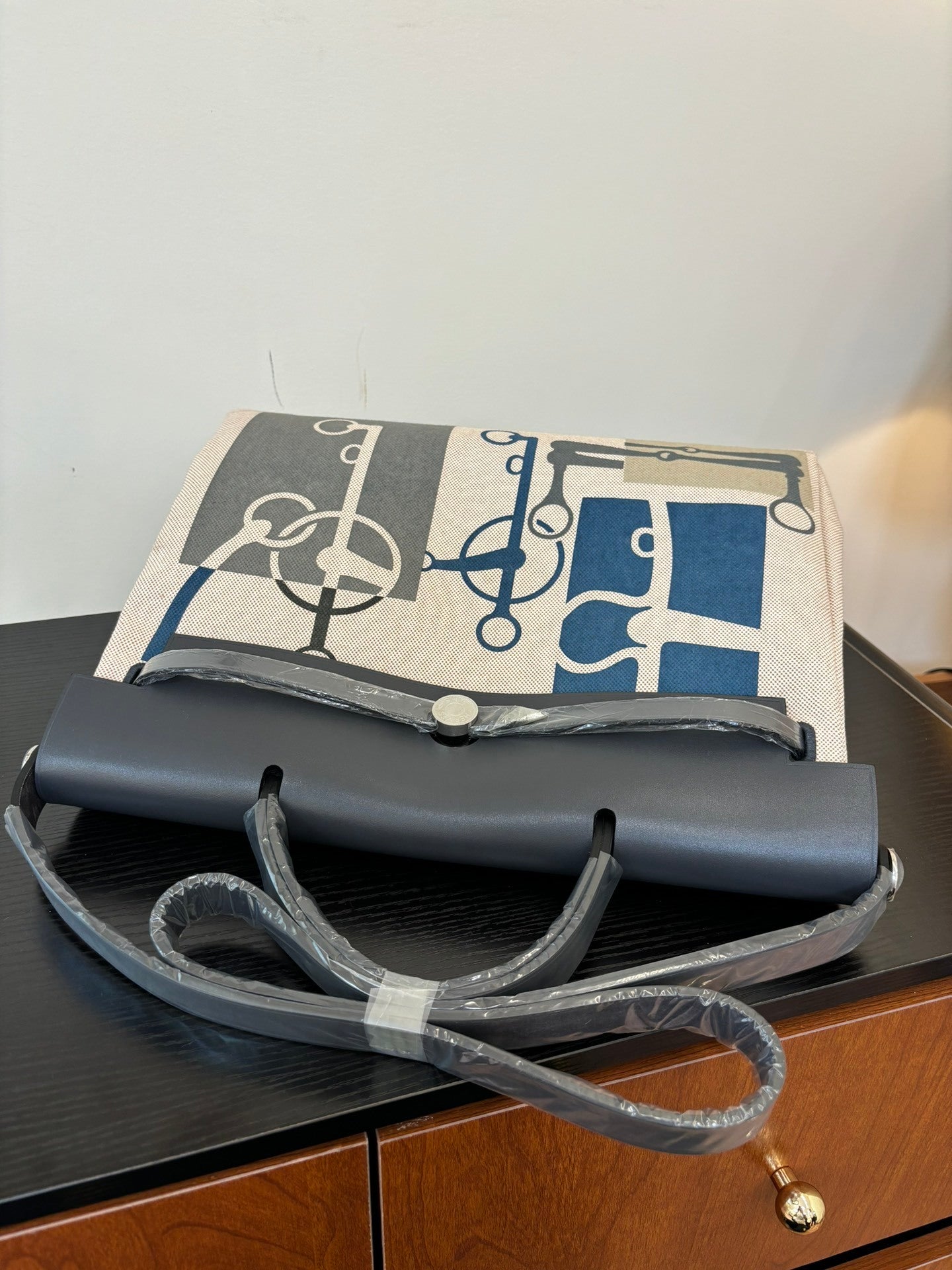 new-luxury-designer-bags-nm22956