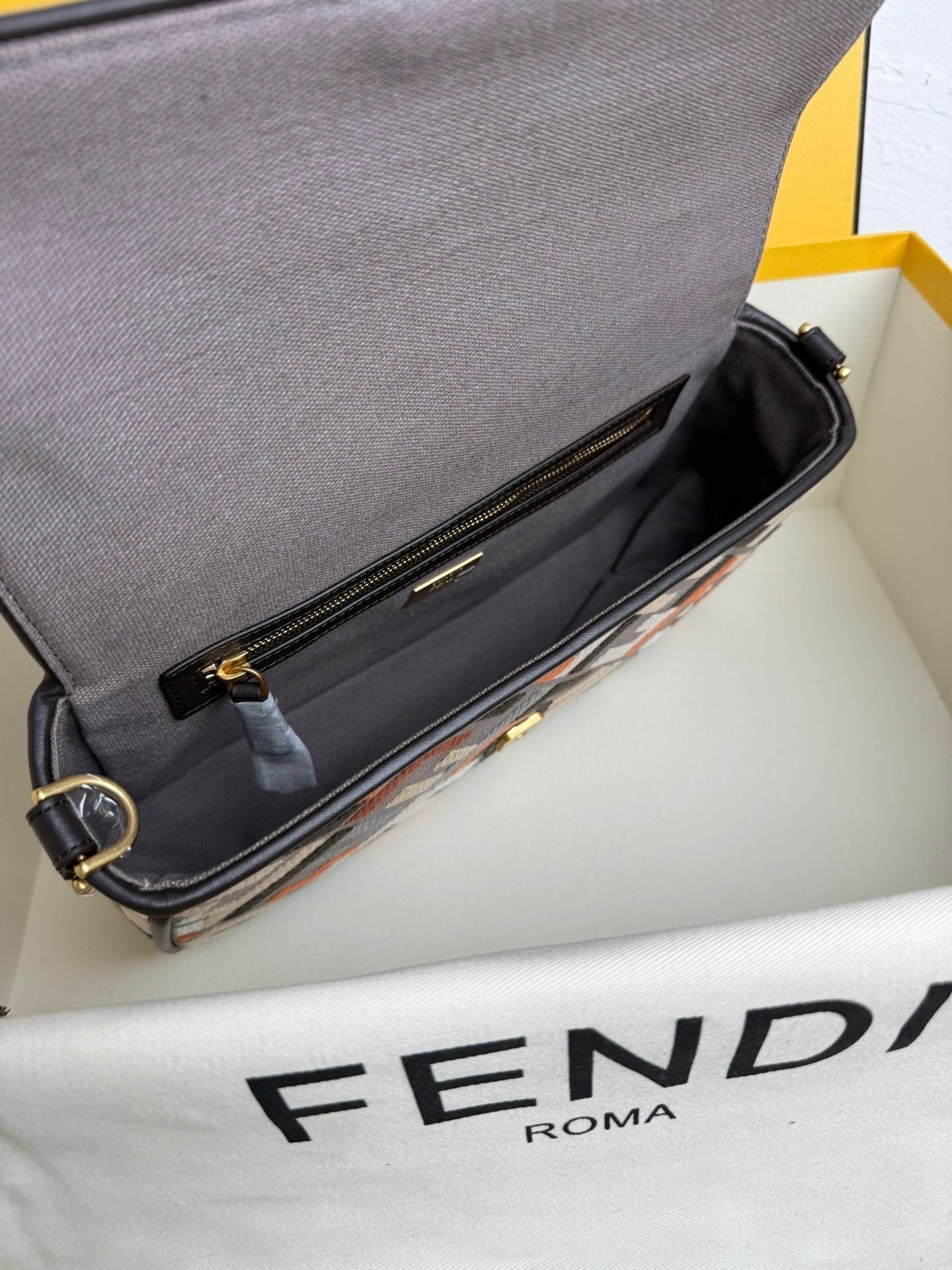 Ezyycart Bags - Best High-End Brands in One Place - AFFORDABLE LUXURY BAGS - 19100