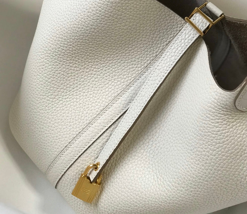 new-luxury-designer-bags-nm23465