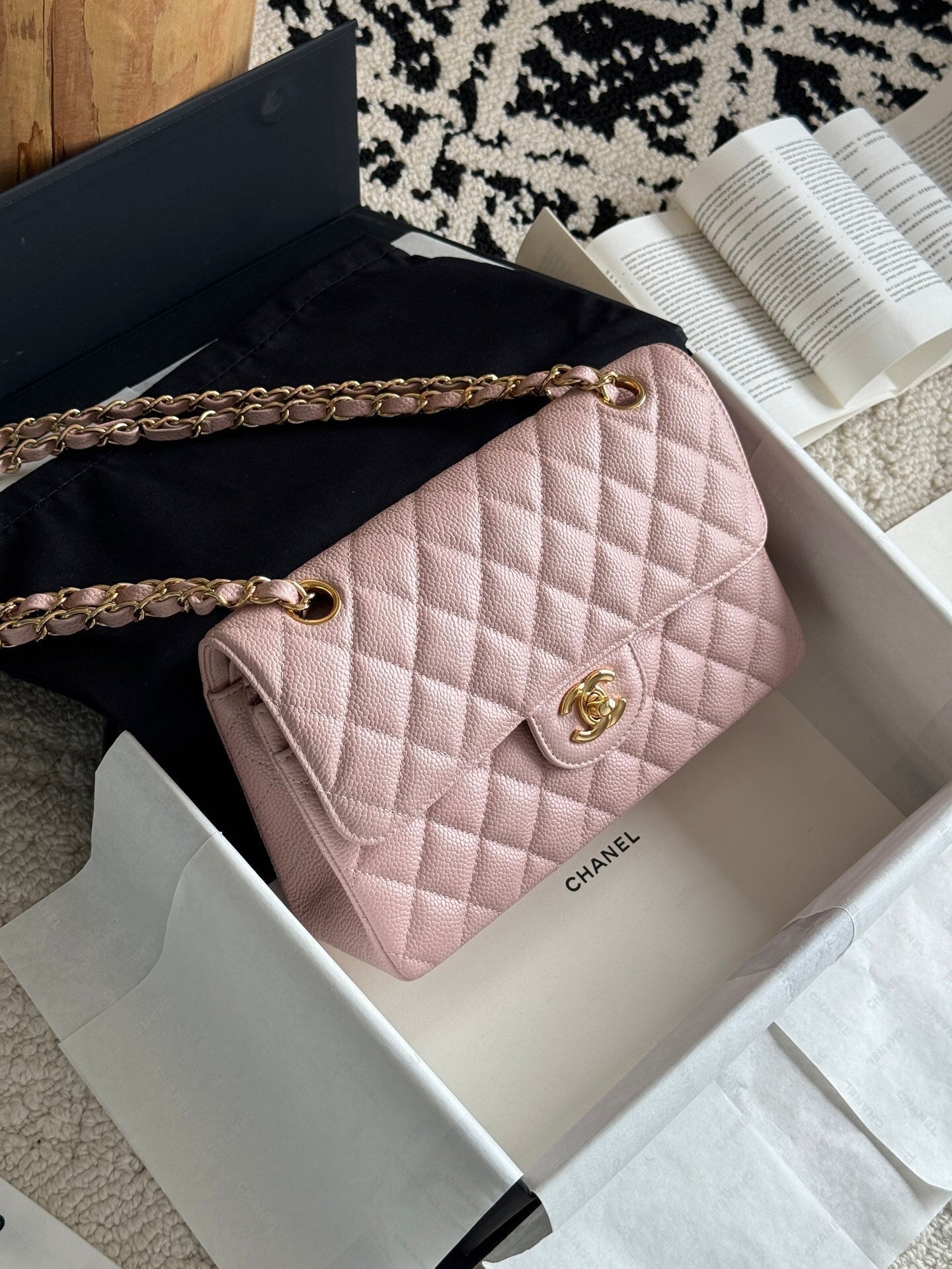 Anum Bags Bags - High-Quality Designer Products for You - AFFORDABLE LUXURY BAGS - 6851