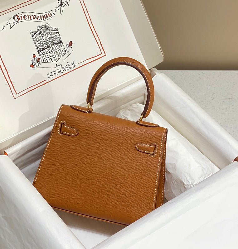 new-luxury-designer-bags-nm23697