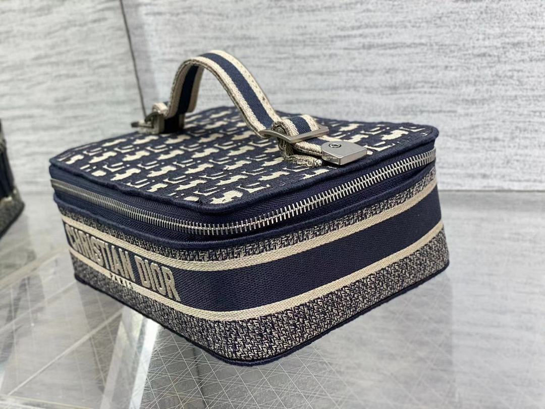 Anum Bags - DESIGNER BAGS FOR WOMEN - AFFORDABLE LUXURY BAGS - 18919