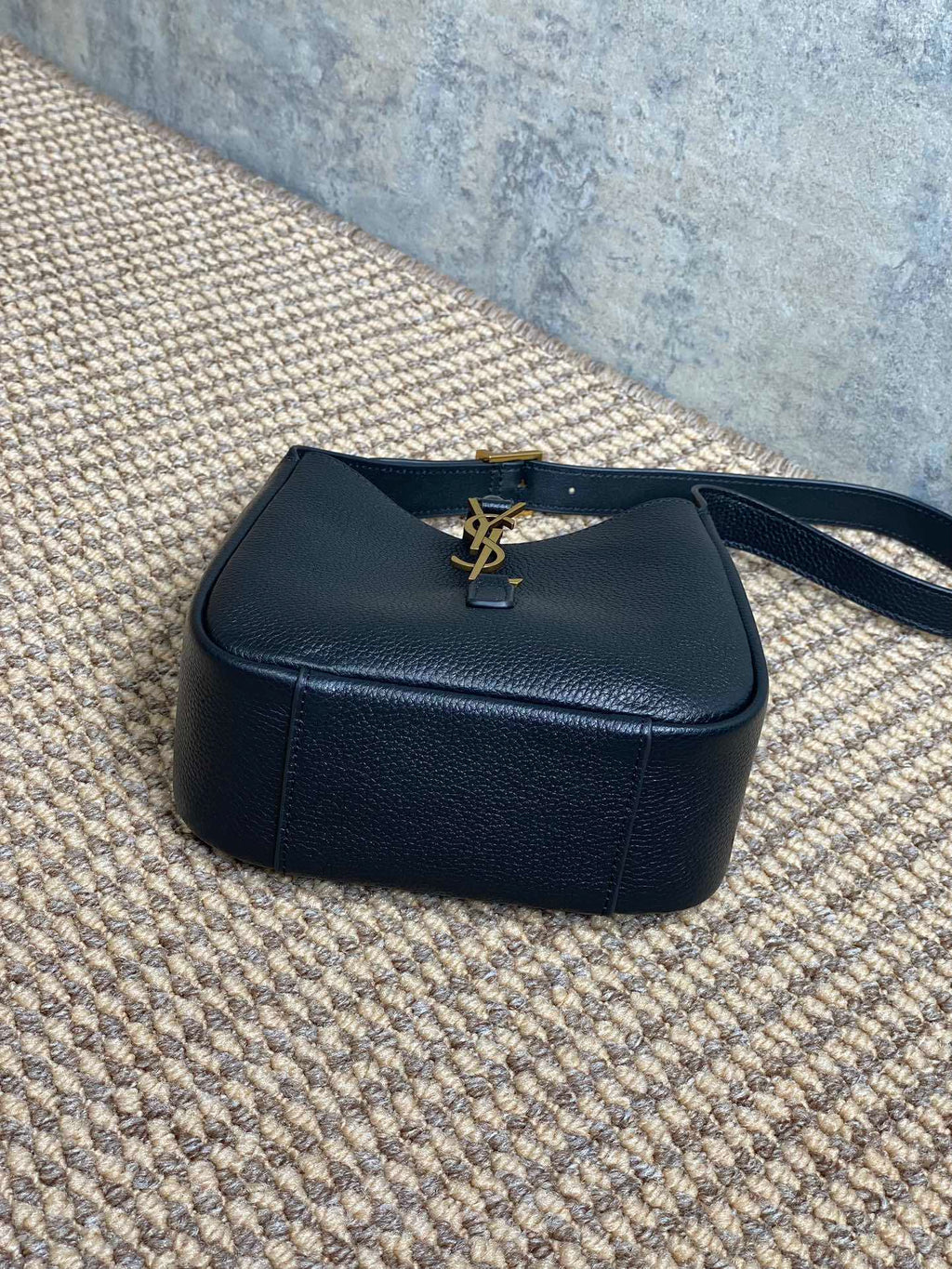 Ezyycart Bags - Best High-End Brands in One Place - AFFORDABLE LUXURY BAGS - 15580