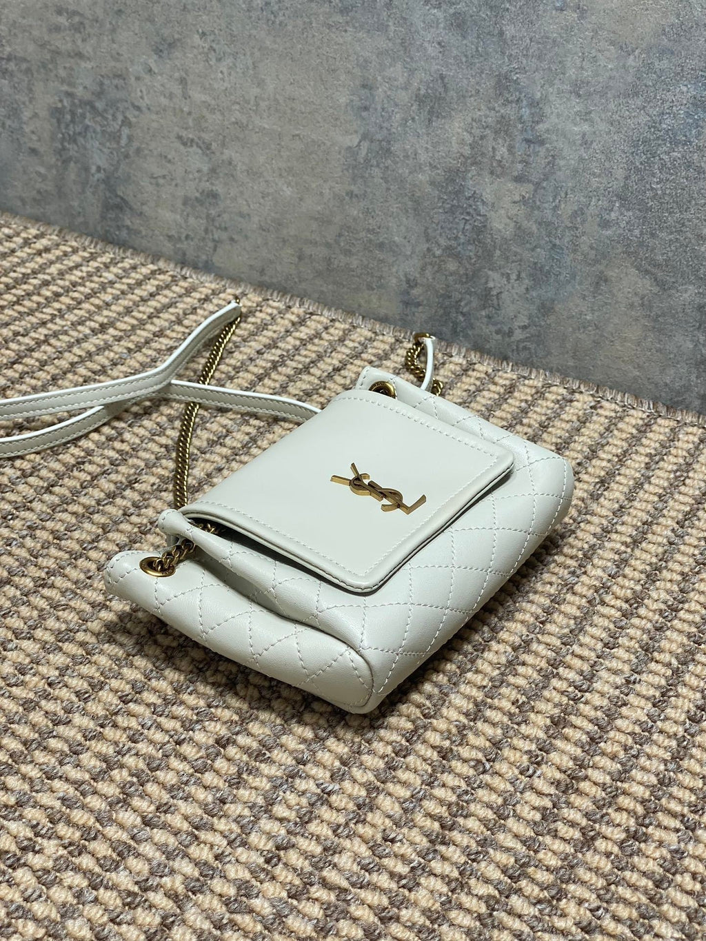 Ezyycart Bags - Best High-End Brands in One Place - AFFORDABLE LUXURY BAGS - 15600