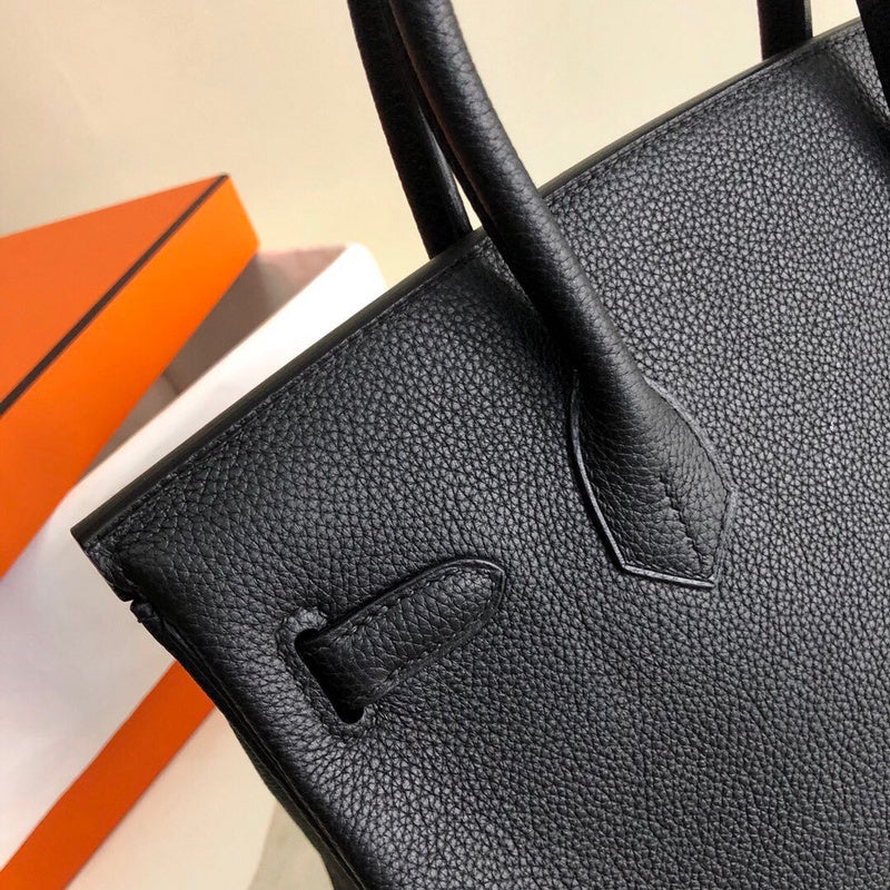 new-luxury-designer-bags-nm23772