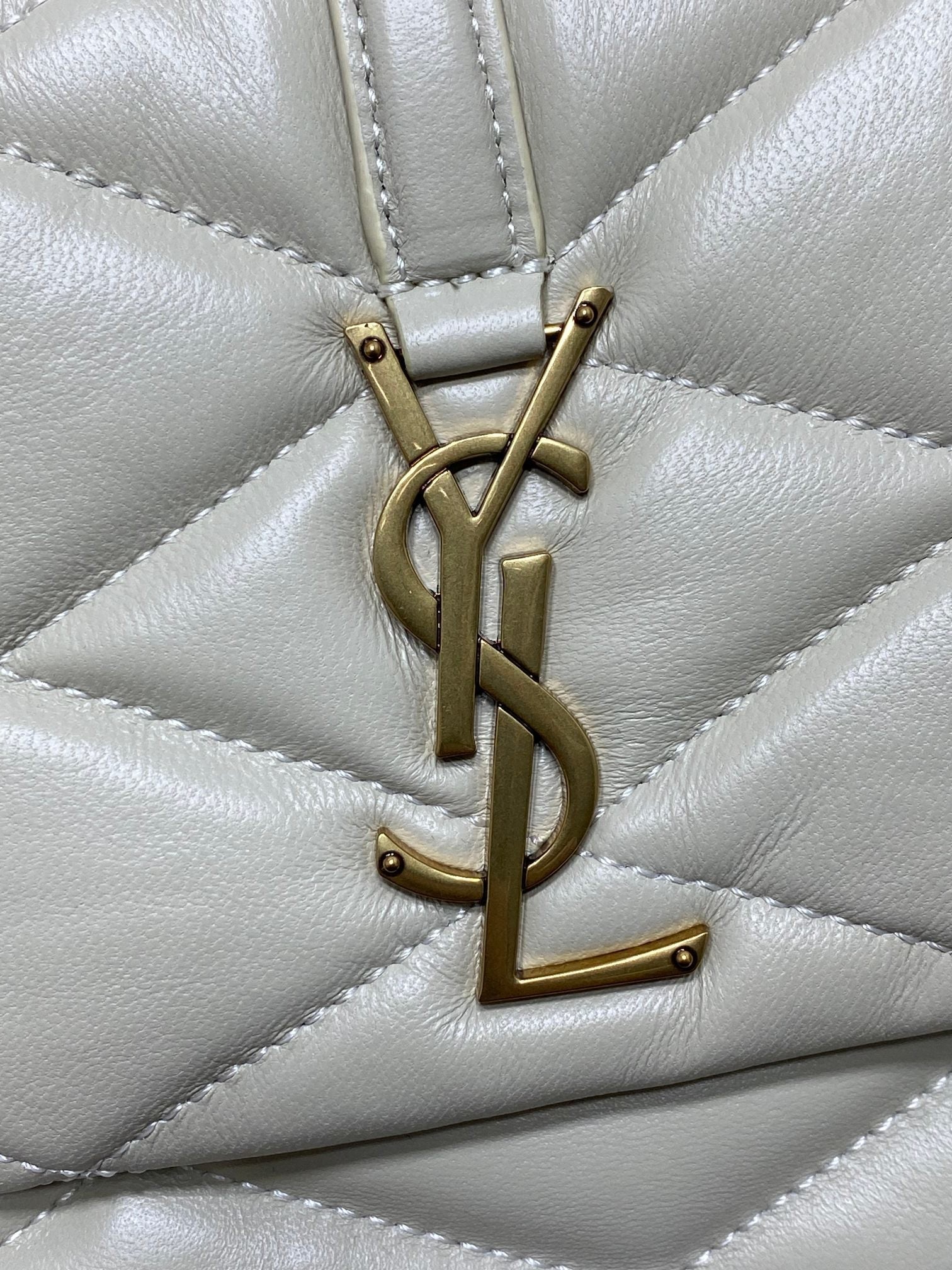Ezyycart Bags - Best High-End Brands in One Place - AFFORDABLE LUXURY BAGS - 15040