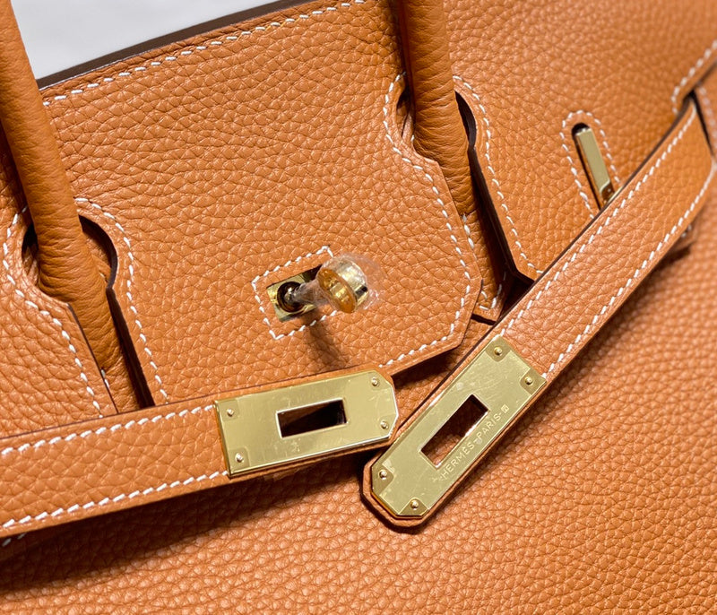 new-luxury-designer-bags-nm23696