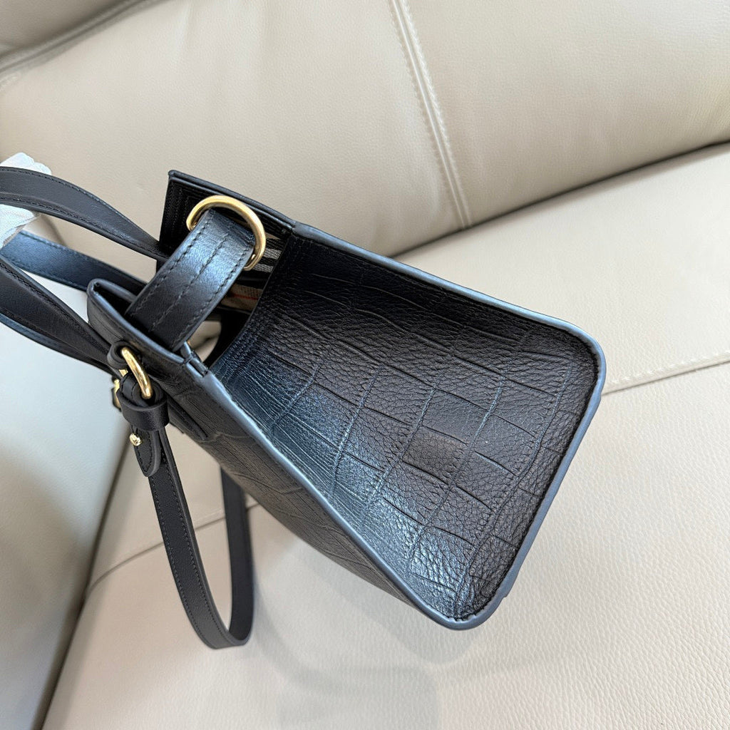 Ezyycart Bags - DESIGNER BAGS FOR WOMEN - AFFORDABLE LUXURY BAGS - 17495