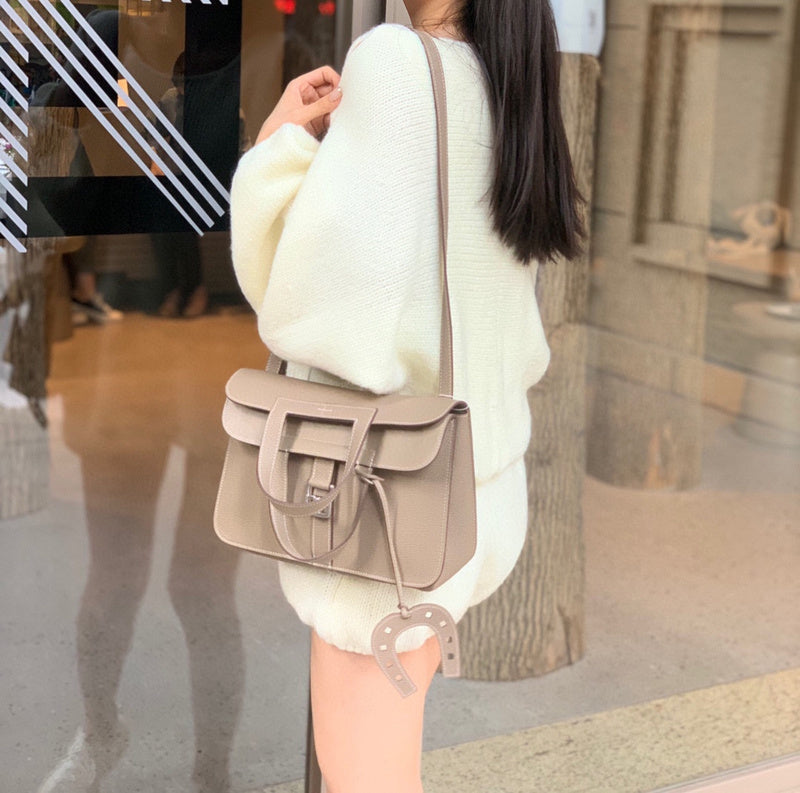 new-luxury-designer-bags-nm23468