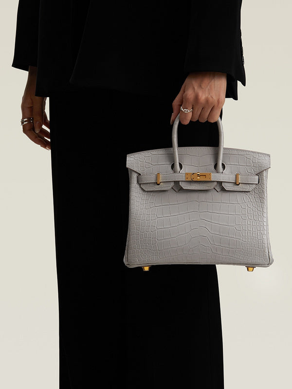 new-luxury-designer-bags-nm23856