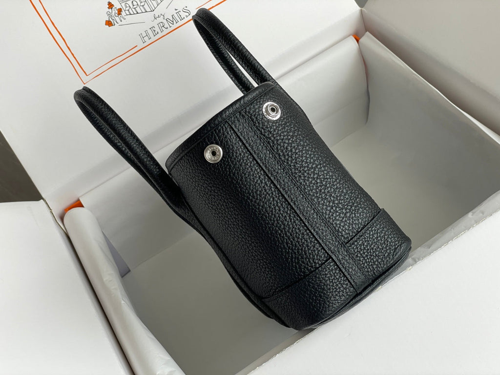 new-luxury-designer-bags-nm22935