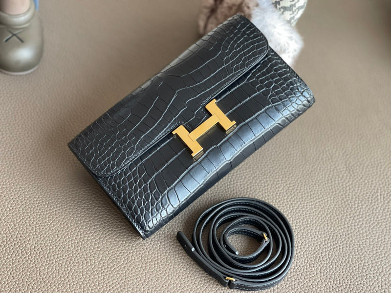 new-luxury-designer-bags-nm23459