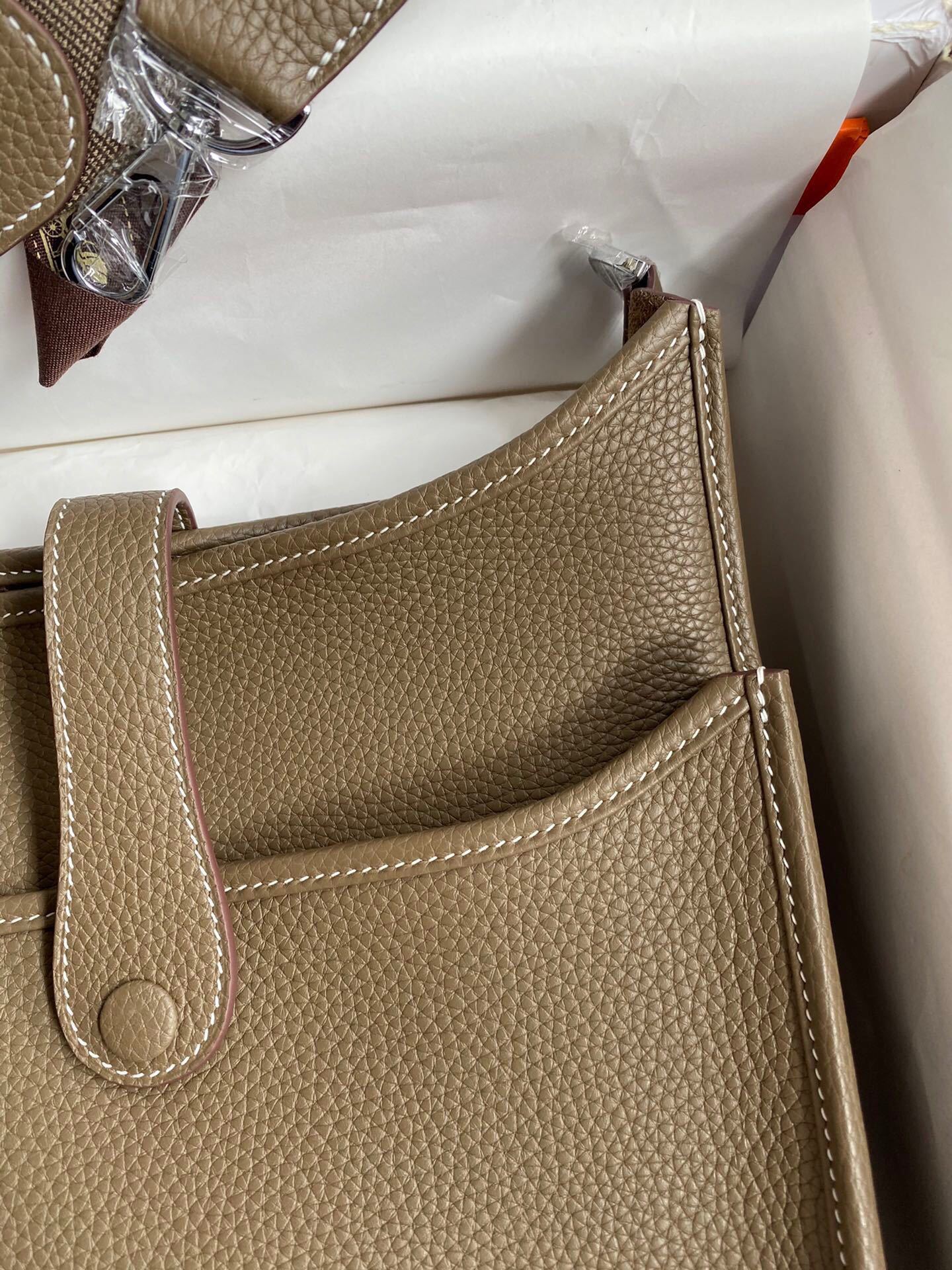 new-luxury-designer-bags-nm23325