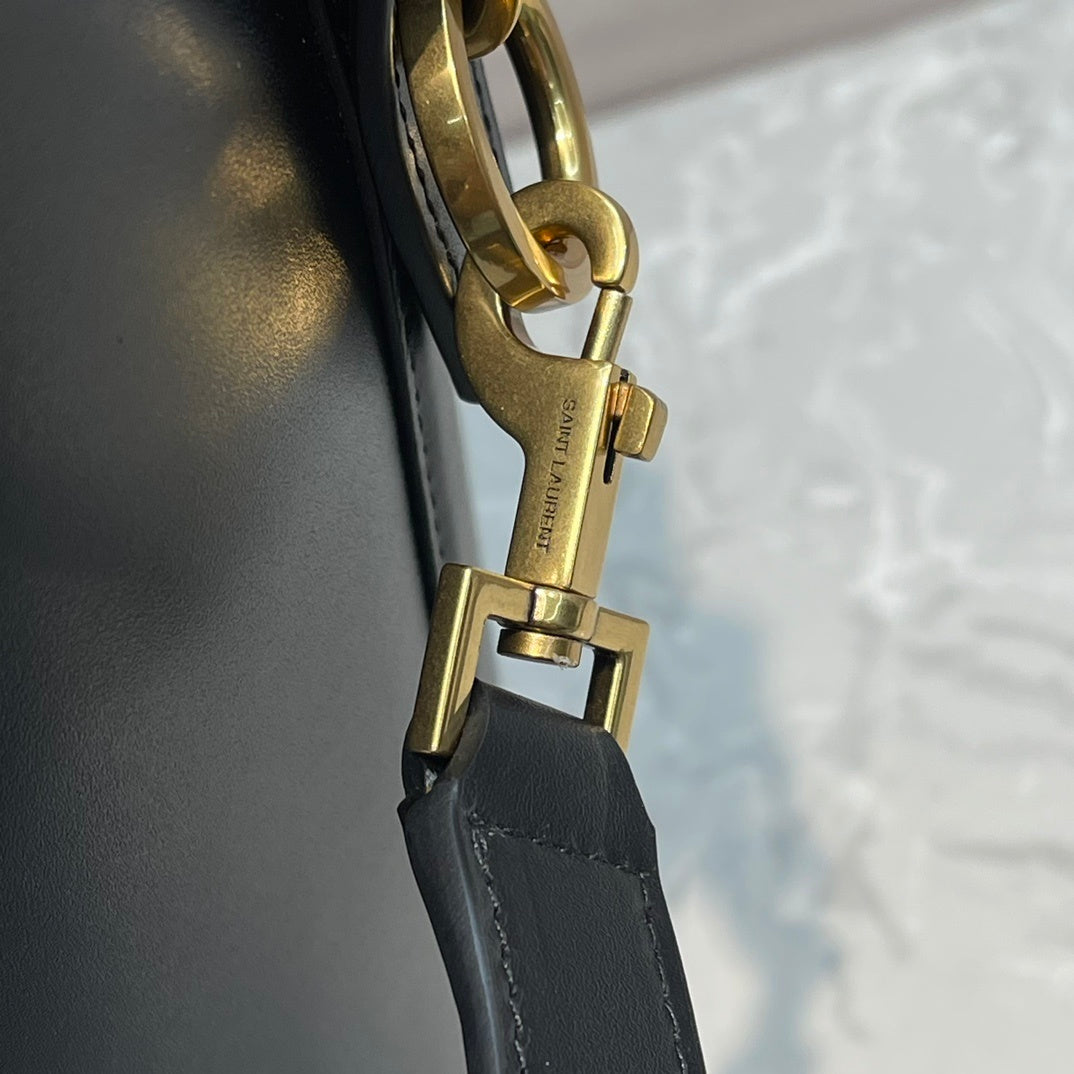 Ezyycart Bags - Best High-End Brands in One Place - AFFORDABLE LUXURY BAGS - 6025