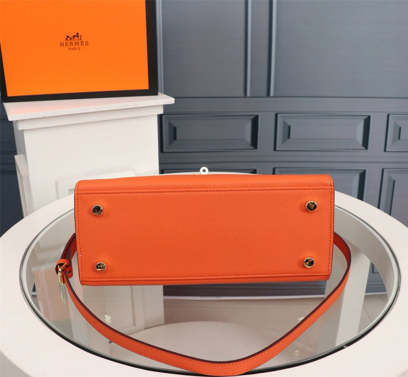 new-luxury-designer-bags-nm23509