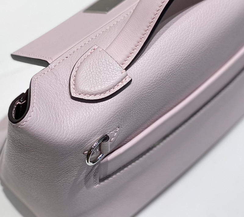 new-luxury-designer-bags-nm23701