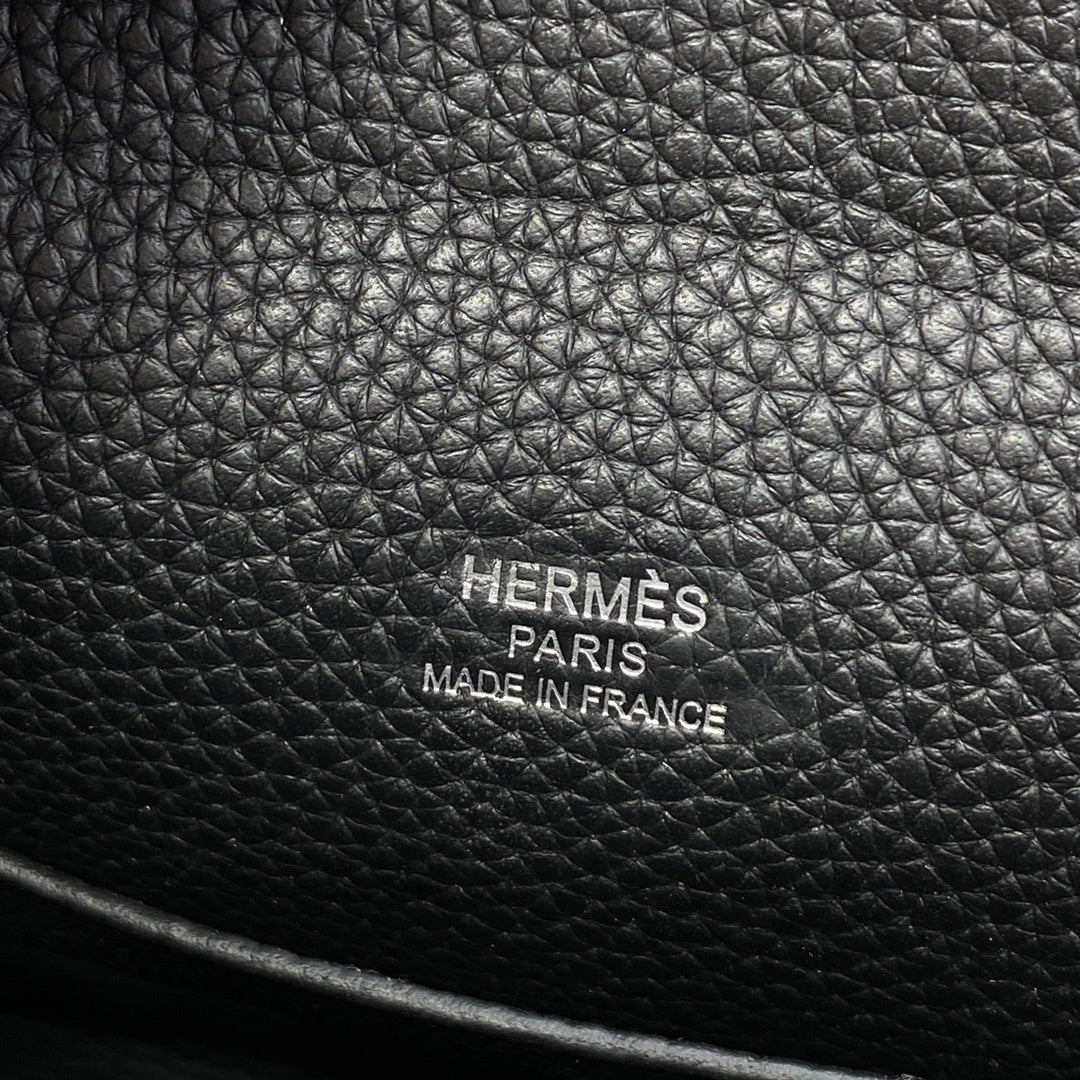 new-luxury-designer-bags-nm23080
