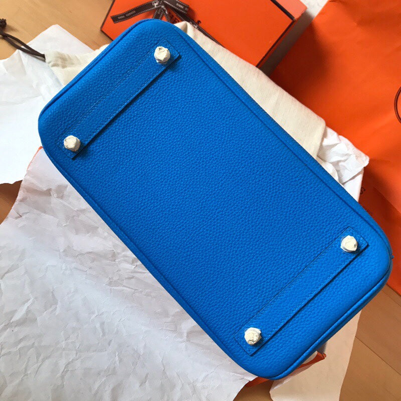 new-luxury-designer-bags-nm23760