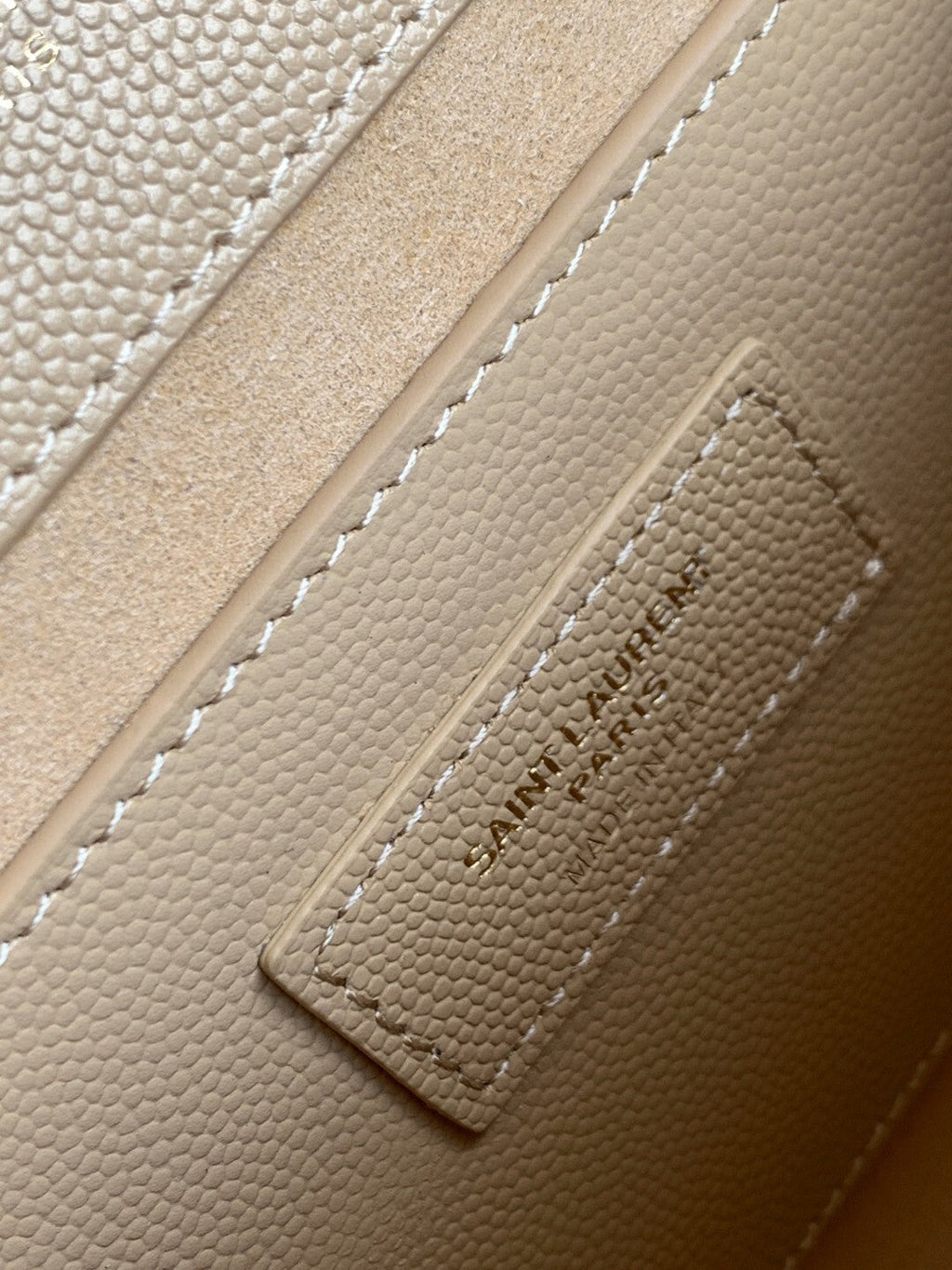 Ezyycart Bags - Best High-End Brands in One Place - AFFORDABLE LUXURY BAGS - 15212