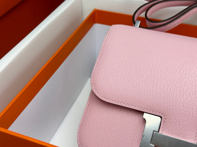 new-luxury-designer-bags-nm23981