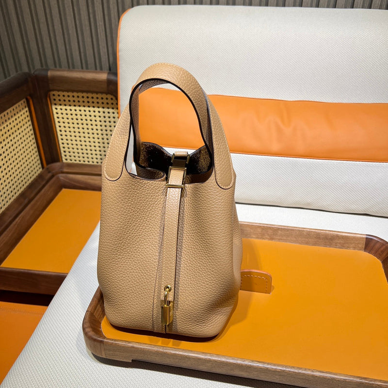 new-luxury-designer-bags-nm23844