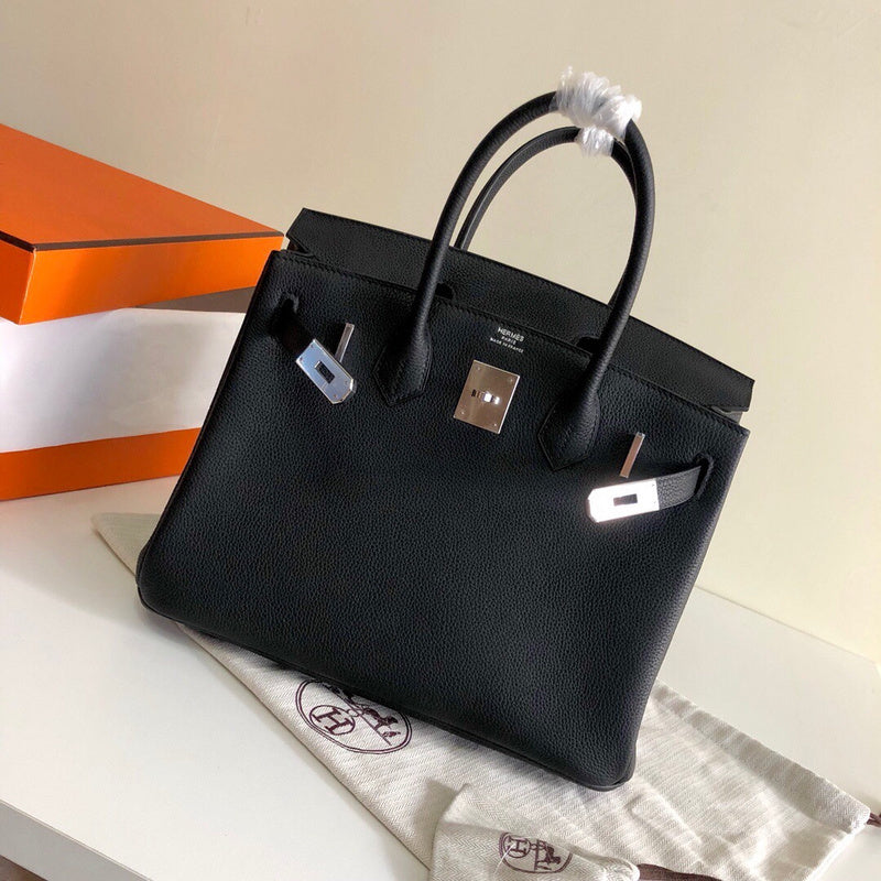 new-luxury-designer-bags-nm23772