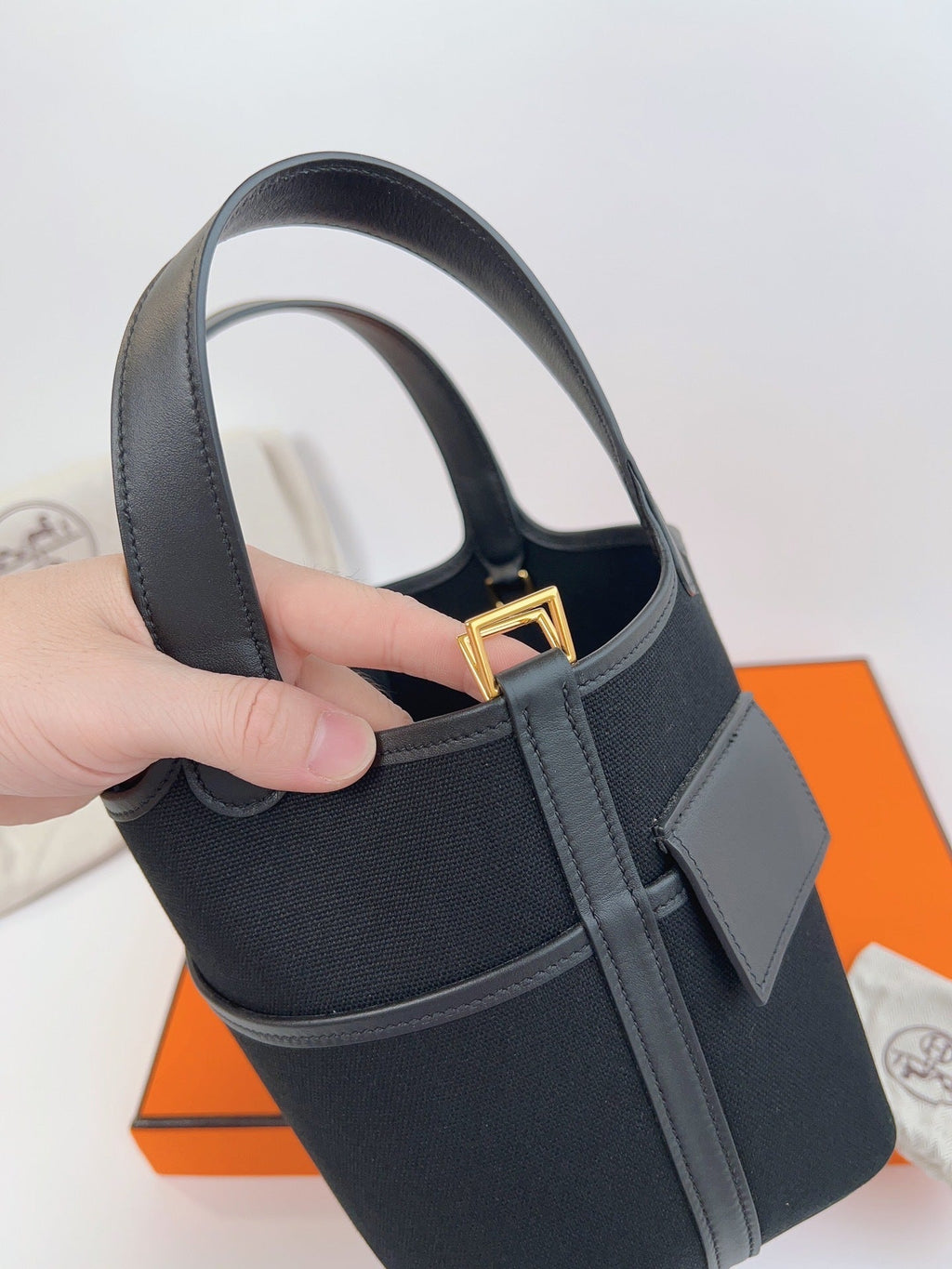 new-designer-premium-bags-nm23137
