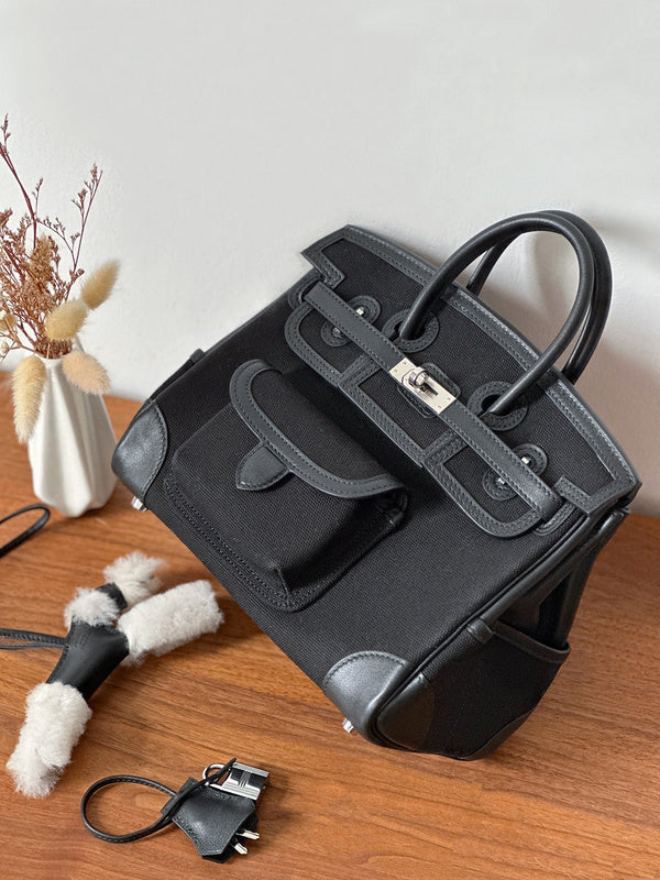 new-luxury-designer-bags-nm23977