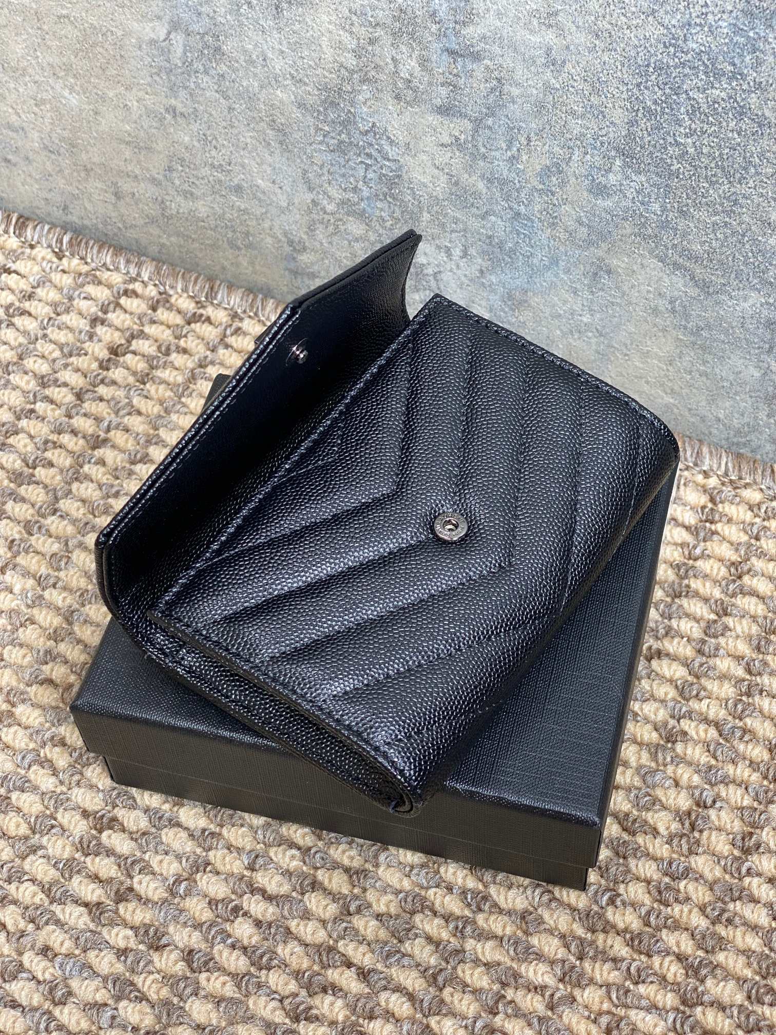 Ezyycart Bags - Best High-End Brands in One Place - AFFORDABLE LUXURY BAGS - 15612