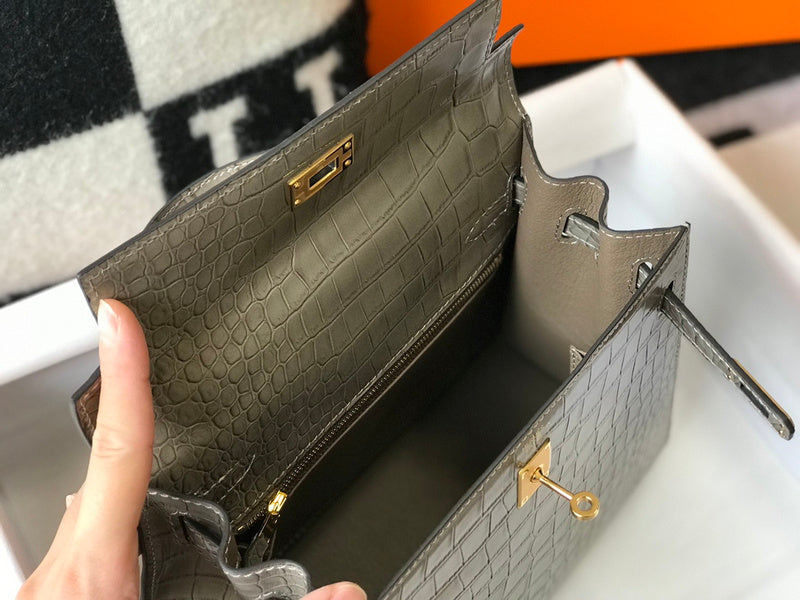 new-designer-premium-bags-nm23686