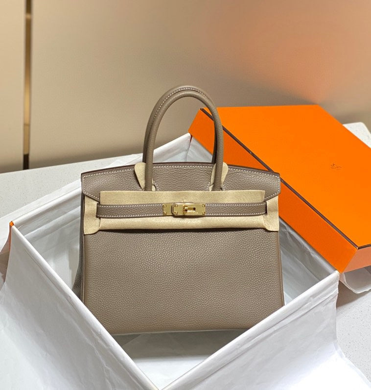 new-luxury-designer-bags-nm23722