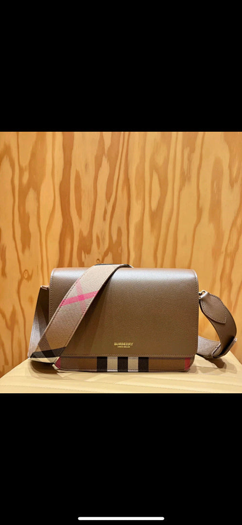 Ezyycart Bags - DESIGNER BAGS FOR WOMEN - AFFORDABLE LUXURY BAGS - 17143
