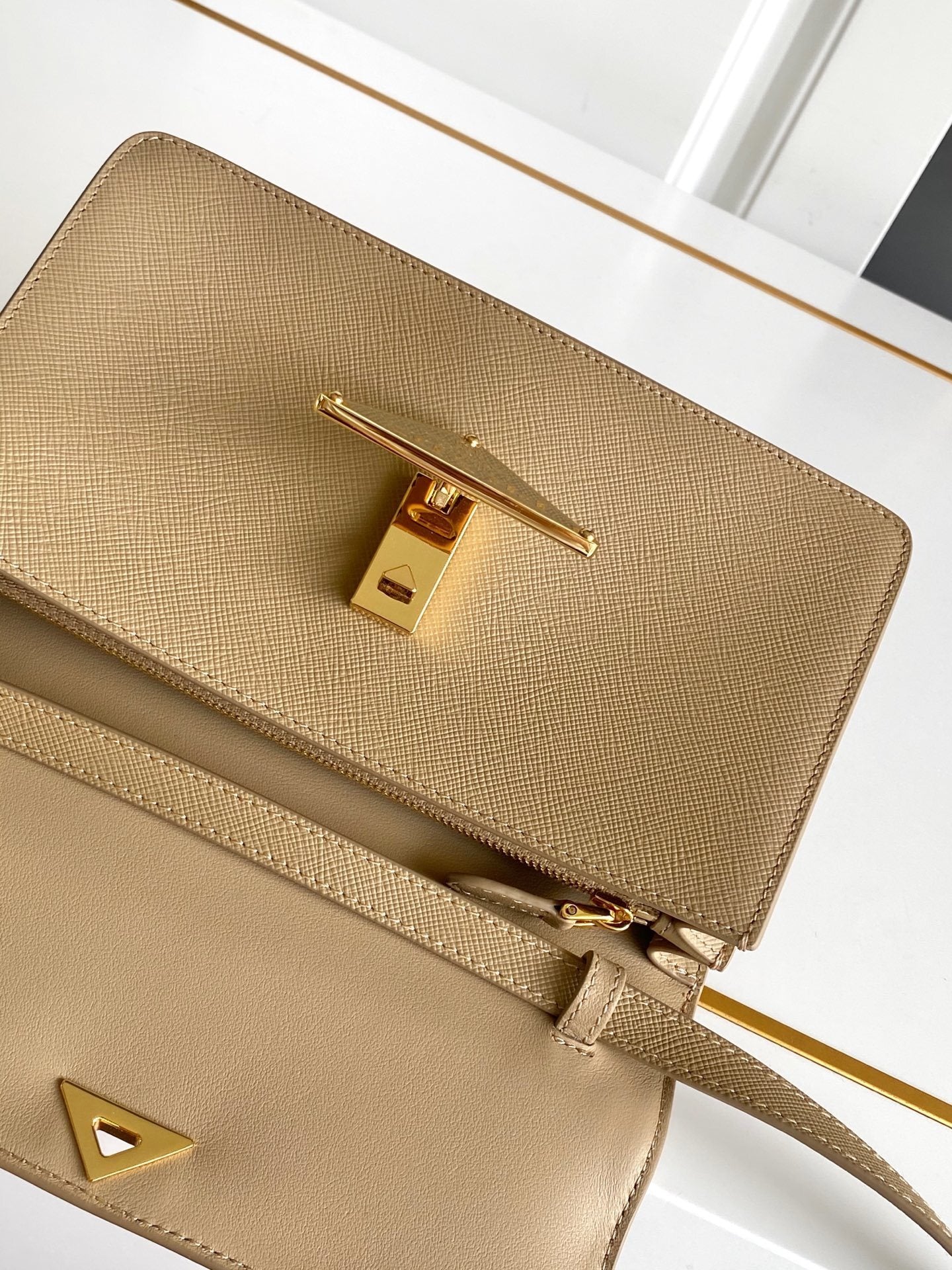 Ezyycart Bags - Premium Luxury Goods and Accessories - AFFORDABLE LUXURY BAGS - 14193