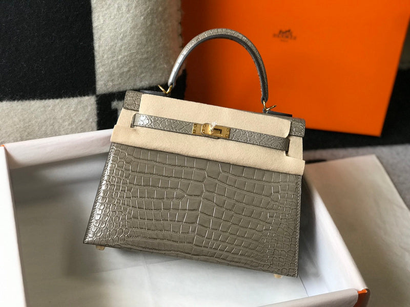 new-designer-premium-bags-nm23686