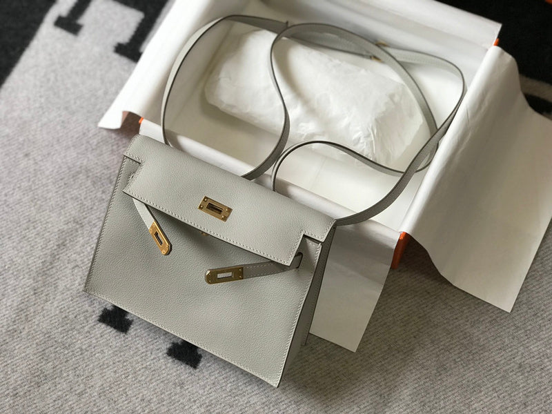 new-luxury-designer-bags-nm23795