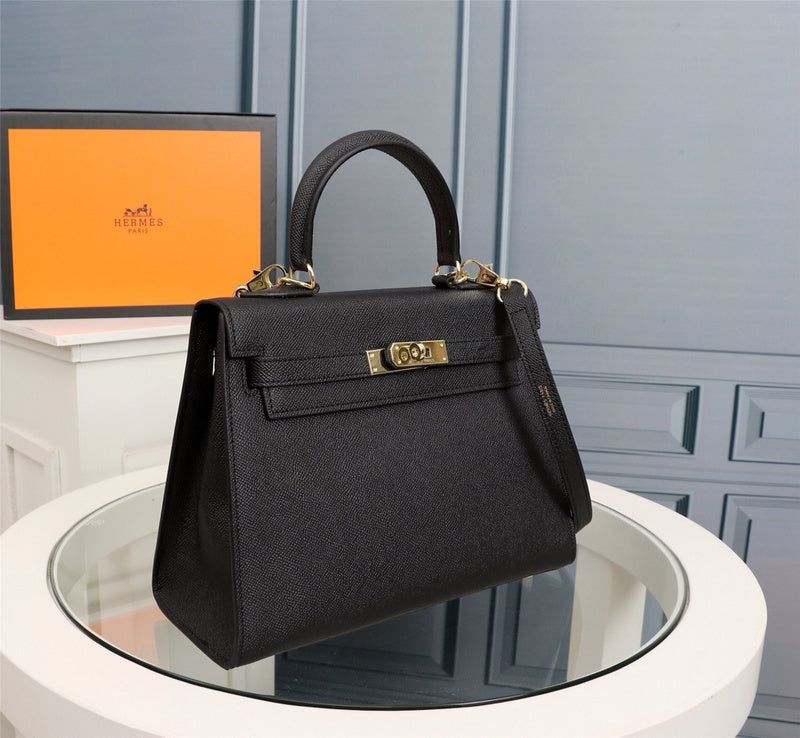new-luxury-designer-bags-nm23432