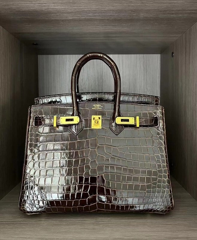 new-luxury-designer-bags-nm23982
