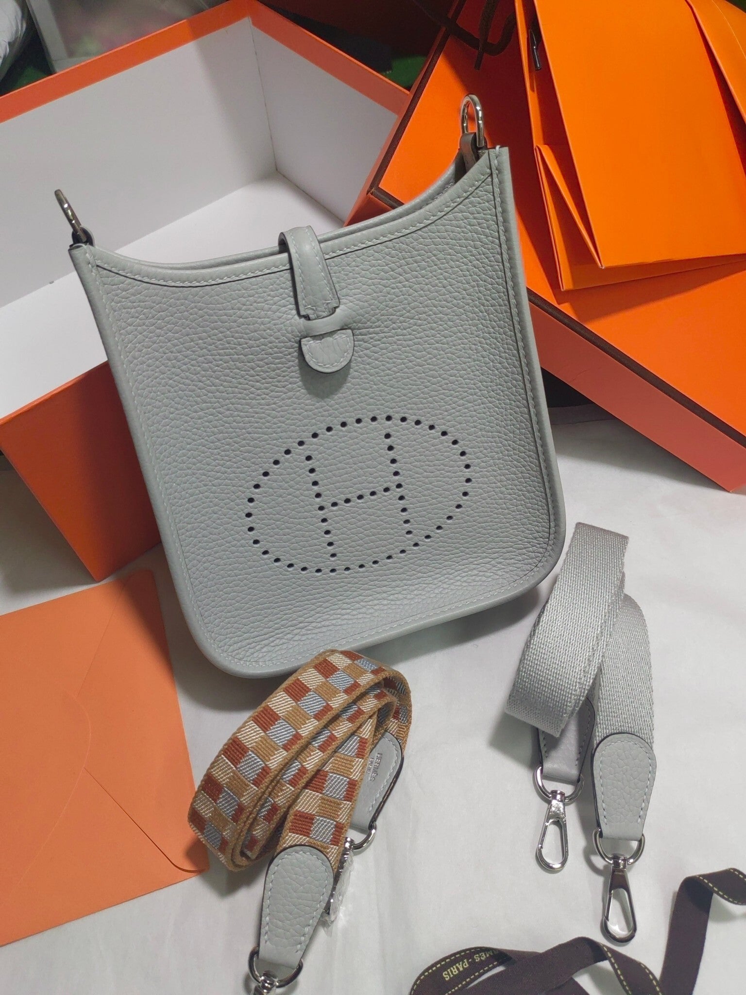 new-luxury-designer-bags-nm23014