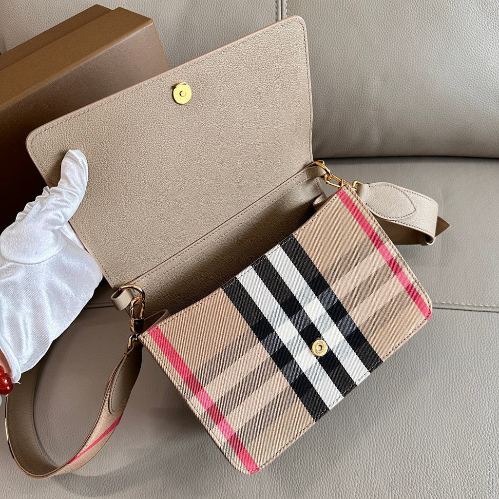 Ezyycart Bags - DESIGNER BAGS FOR WOMEN - AFFORDABLE LUXURY BAGS - 17499