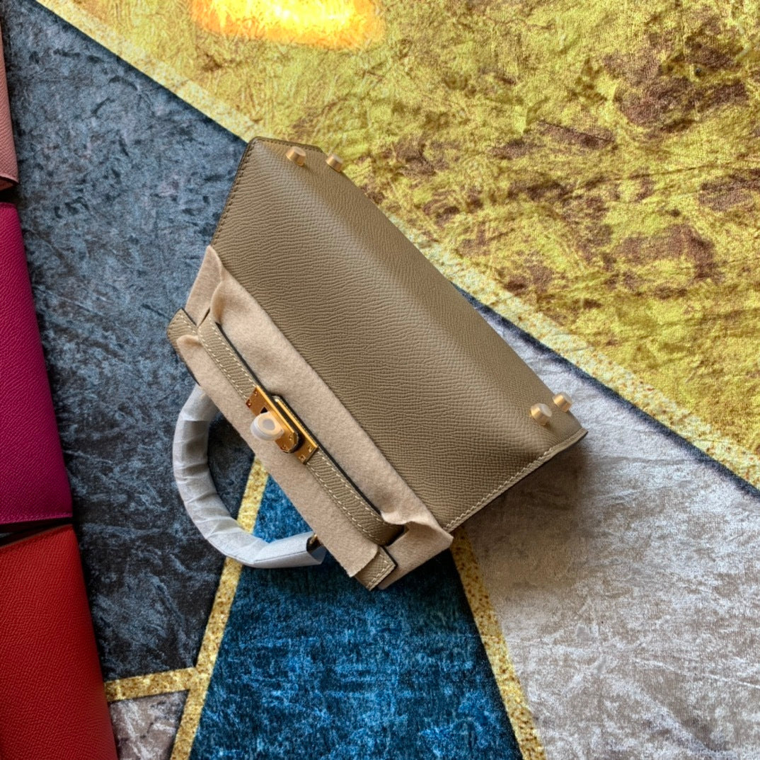 new-designer-premium-bags-nm23075