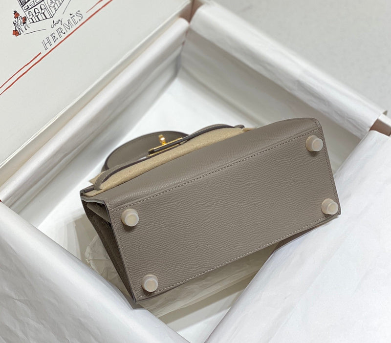 new-luxury-designer-bags-nm23779