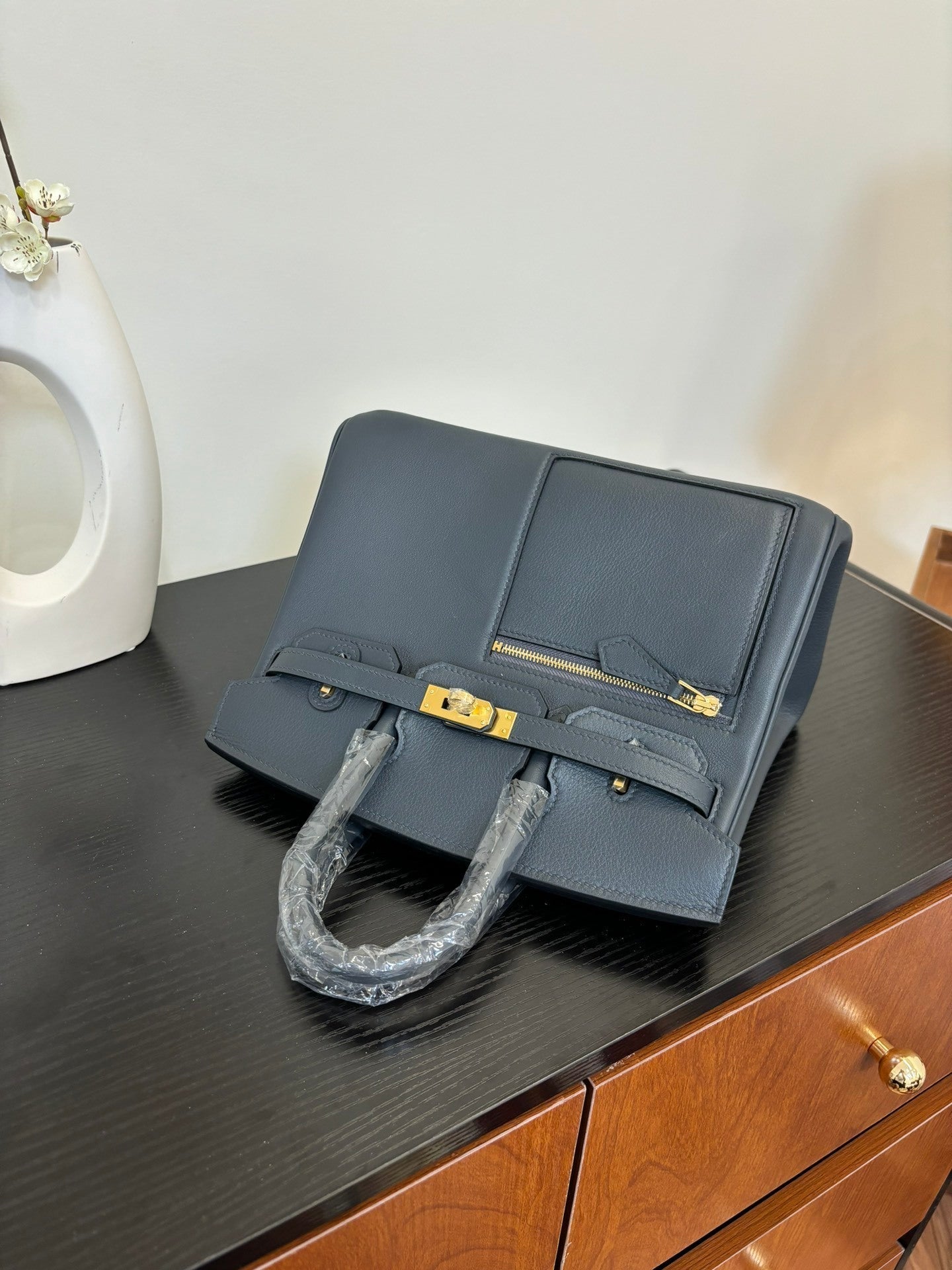 new-luxury-designer-bags-nm22914